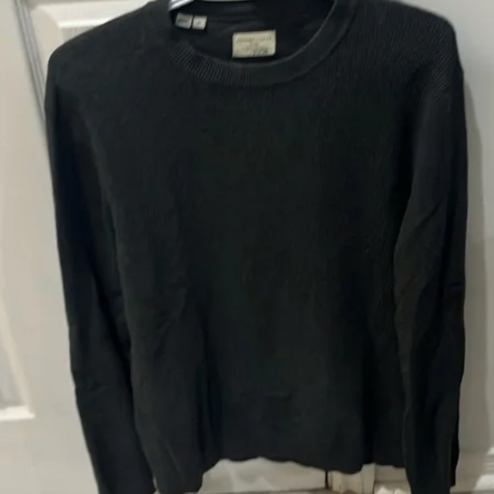 Men's Sweater Collection - Picture 5 of 10